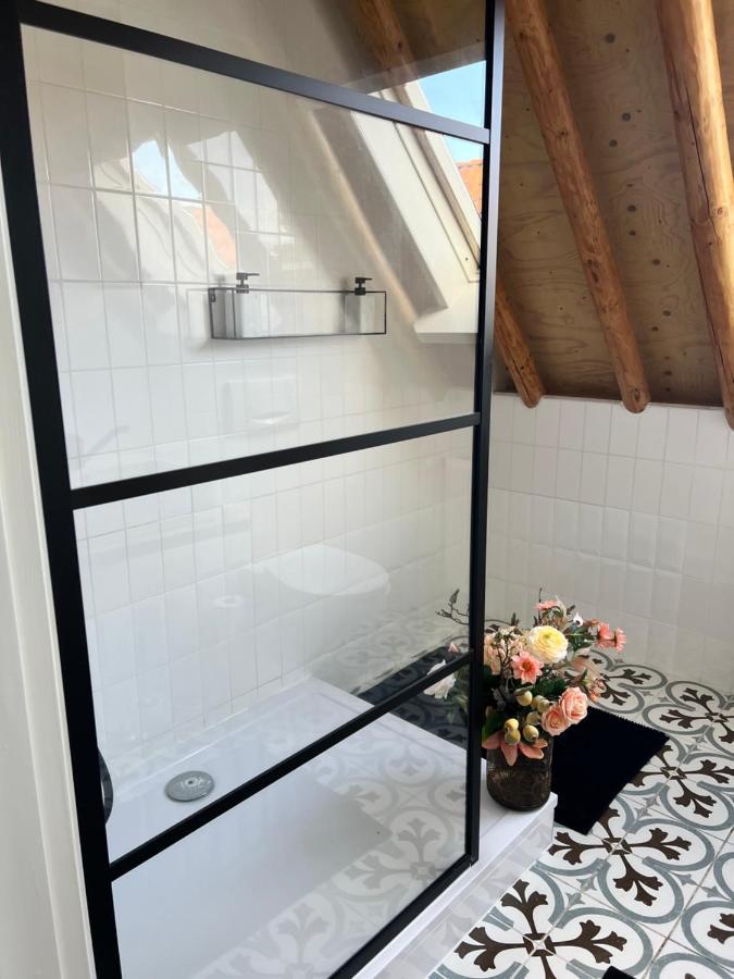ליוורדן La Dolce Vita Suites מראה חיצוני תמונה
